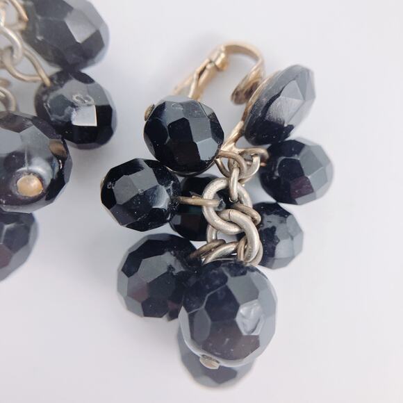 Vintage Faceted Black Beaded Cha Cha Clip-On Earrings, Mid-Century Retro - Picture 4 of 8